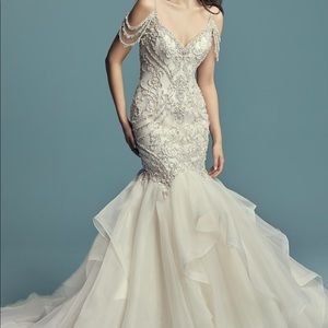 Maggie Sottero Wedding Dress